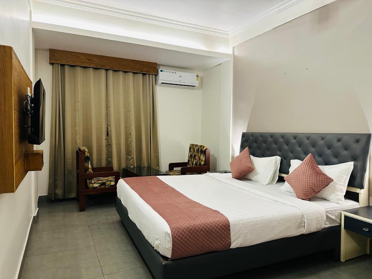 Nexstay Kassaba Inn Kozhikode Exterior foto
